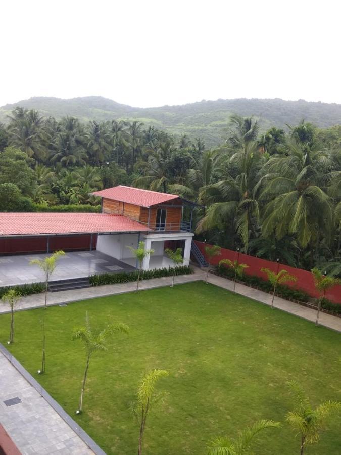 Meritas Seawind Beach Resort, Shrivardhan Srīvardhan Exterior foto